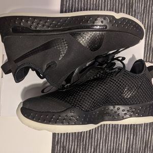 Nike PG 4 Carbon Black Custom (Size 8)